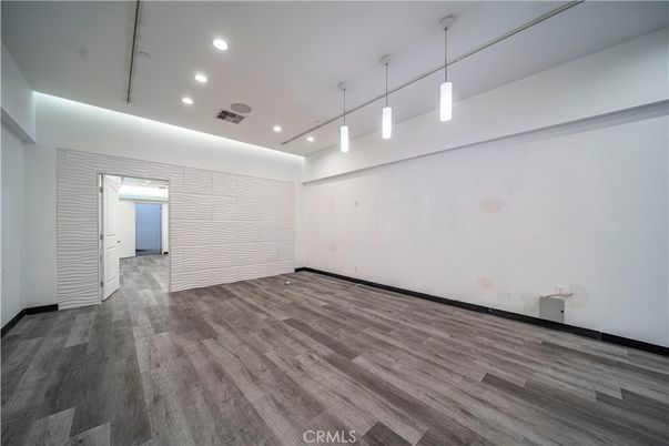 Empty room, Interior, Pendant Lights, Recessed Lighting, Wood Texture Flooring