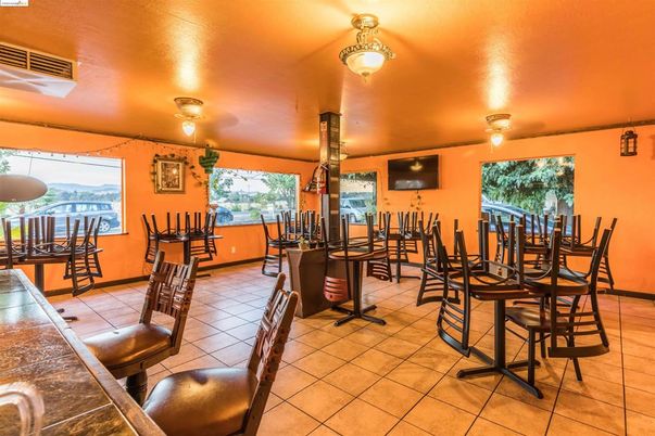 Dining room, Interior