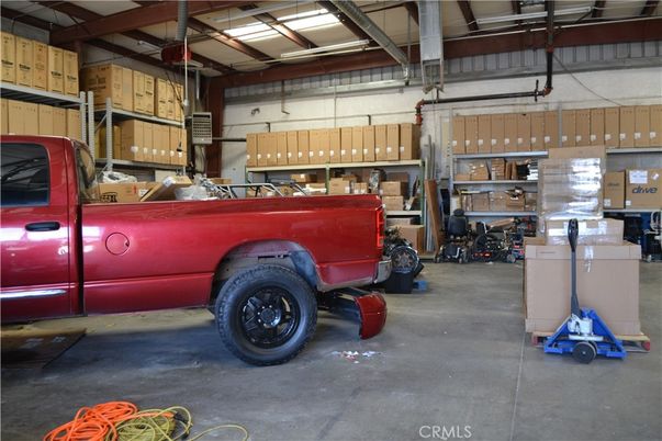 Garage, Interior