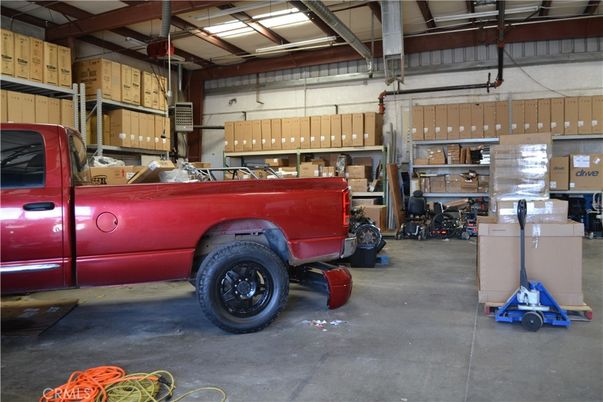 Garage, Interior