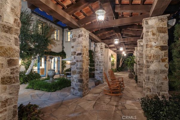 Exterior, Wooden Beams