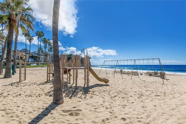 Exterior, Playground, Pool