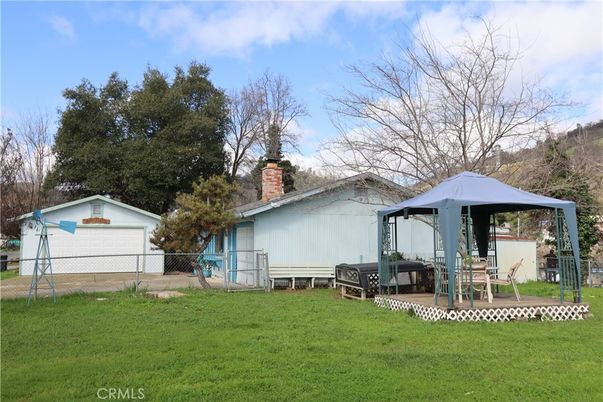 Backyard, Detached Garage, Exterior