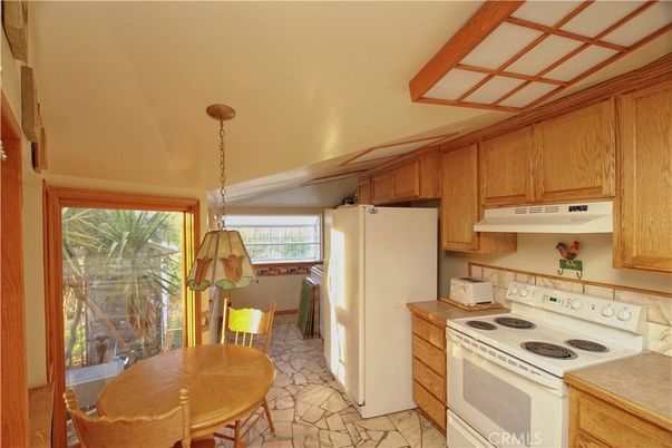 Dining room, Interior, Kitchen, Pendant Lights