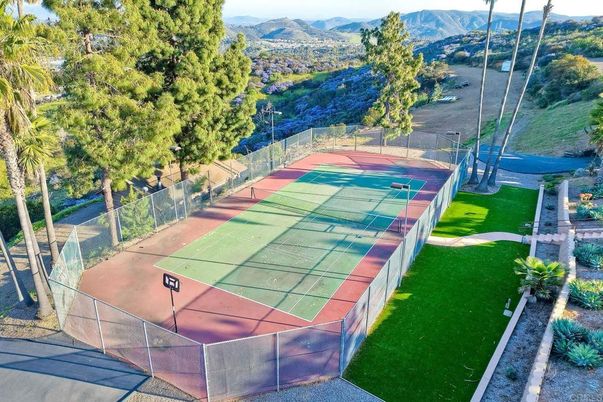 Exterior, Tennis Courts