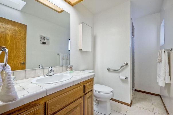 Bathroom, Interior, Tile Countertops