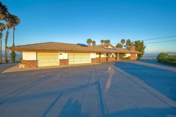 Attached, Exterior, Facade, Solar Panels, Ranch