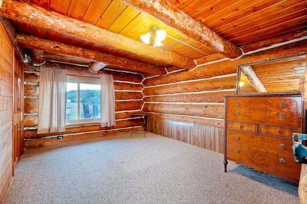 Empty room, Interior, Wooden Beams, Wooden Ceilings, Wooden Walls