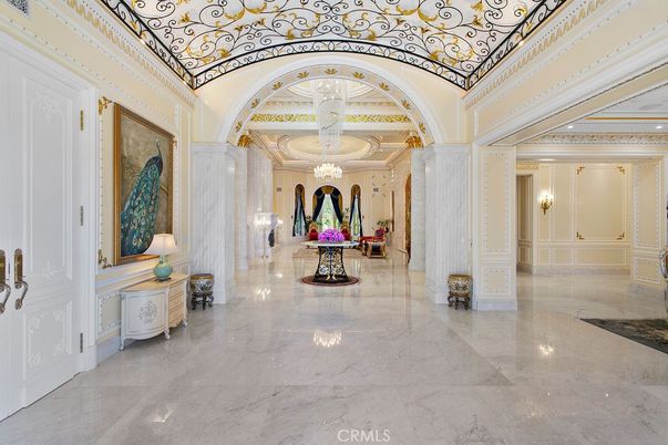 Chandelier, Interior, Marble