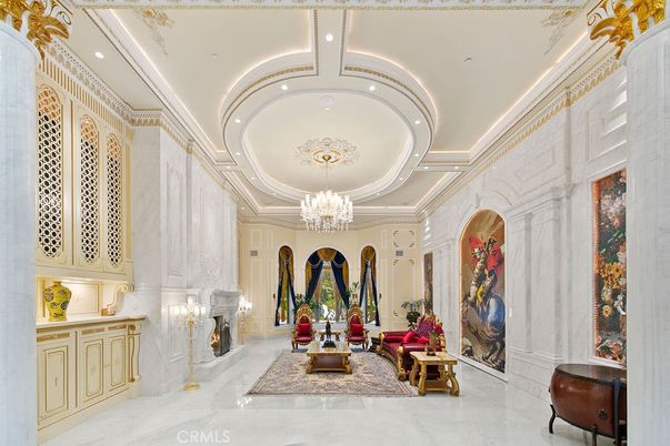 Chandelier, Fireplace, Interior, Living room, Recessed Lighting