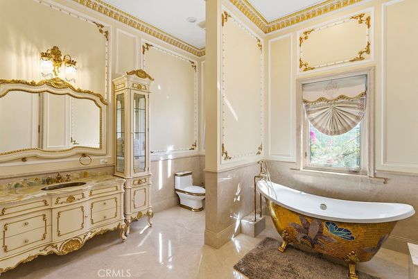 Bathroom, Dual Sink Vanities, Free Standing Baths, Interior