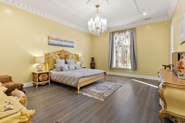 Bedroom, Chandelier, Interior, Recessed Lighting, Wood Texture Flooring