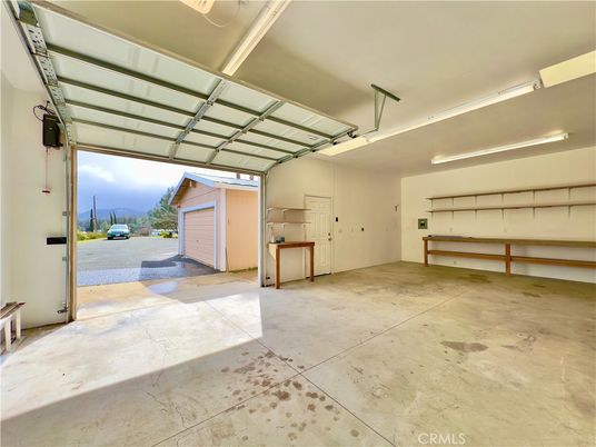 Detached Garage, Garage, Interior