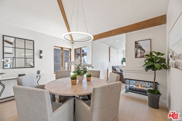 Dining room, Fireplace, Interior, Pendant Lights, Recessed Lighting, Wooden Beams