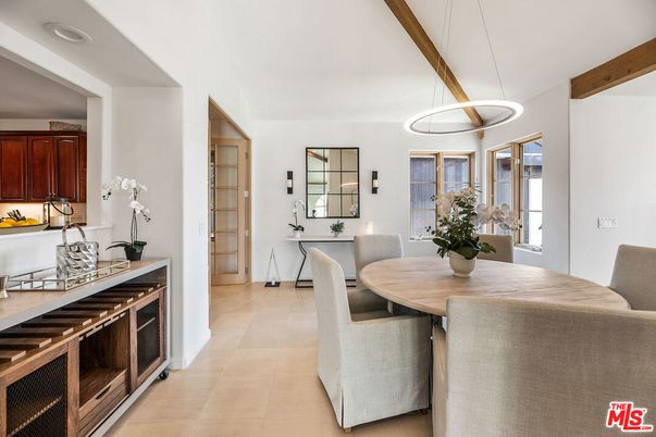 Dining room, Interior, Pendant Lights, Wooden Beams