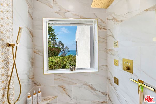 Bathroom, Interior, Marble Walls, Water