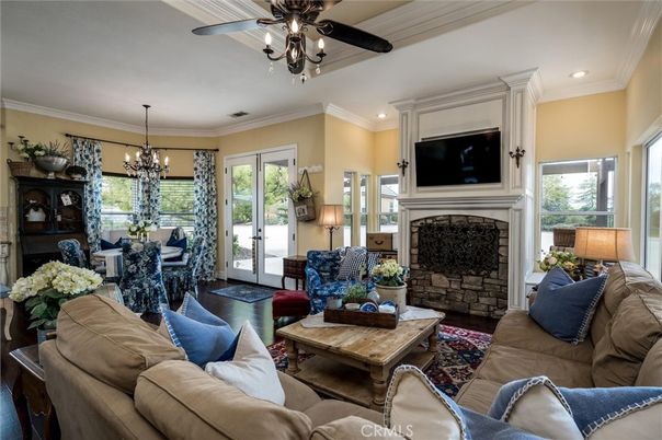 Chandelier, Dining room, Fireplace, Interior, Living room, Recessed Lighting, Wood Texture Flooring