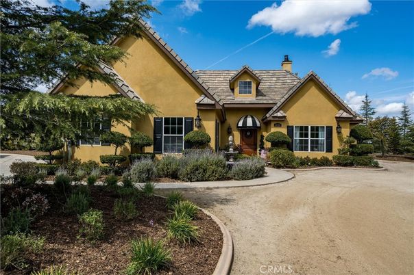 Backyard, Exterior, Facade, Mediterranean