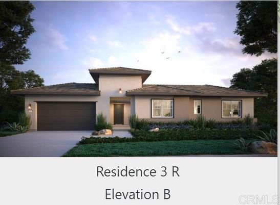 Attached, Exterior, Facade, Mediterranean