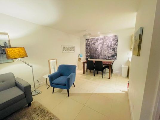 Dining room, Interior