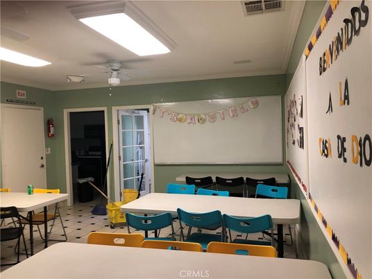 Dining room, Interior, Recessed Lighting
