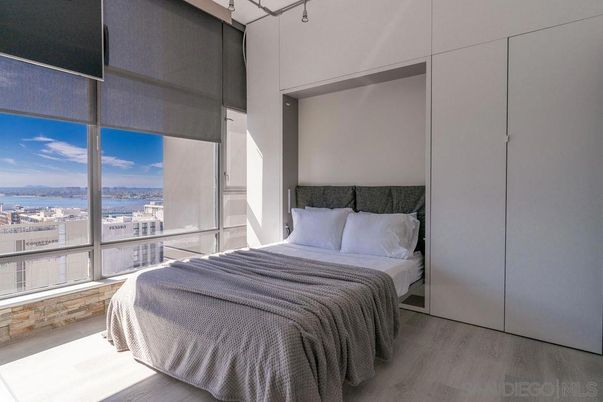 Bedroom, Interior, Water, Wood Texture Flooring