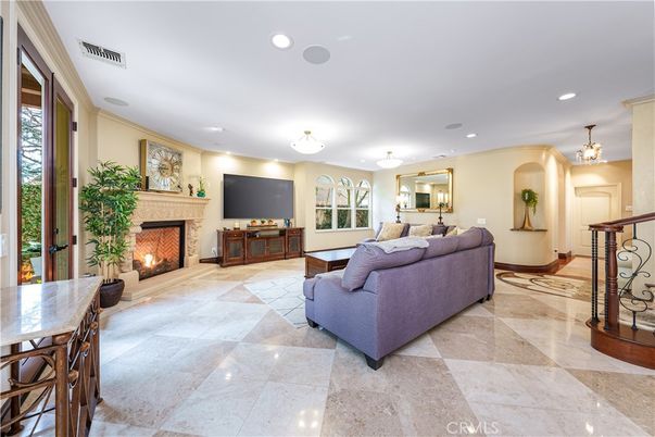 Chandelier, Fireplace, Interior, Living room, Recessed Lighting