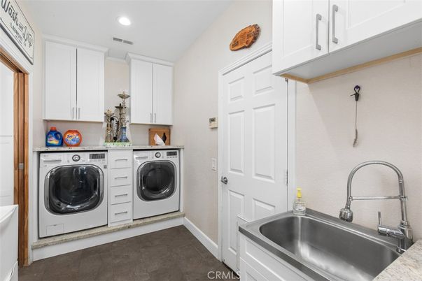 Interior, Recessed Lighting, Washer