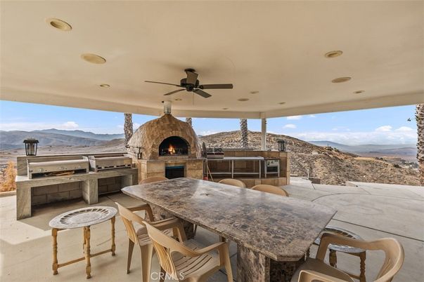 Exterior, Fireplace, Recessed Lighting