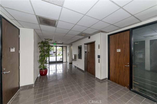 Elevator, Interior