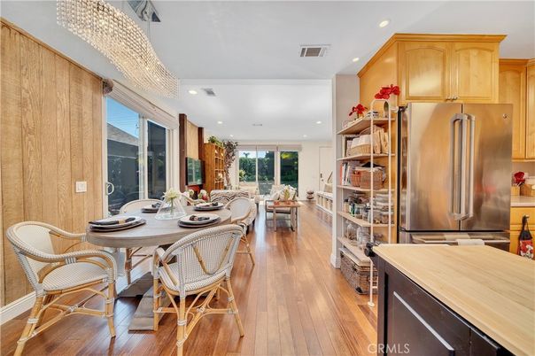 Dining room, Interior, Kitchen, Recessed Lighting, Stainless Steel Appliances, Wood Texture Flooring