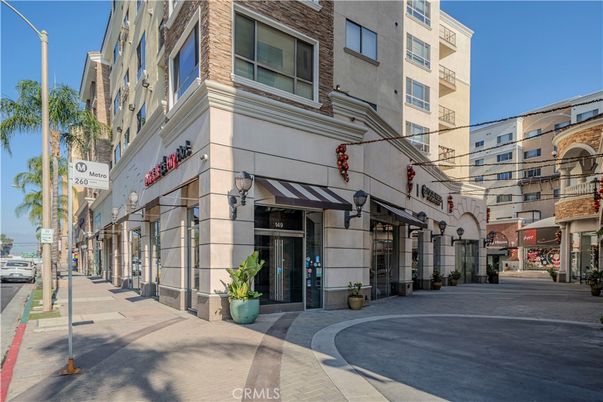Exterior, Facade, Condo Building