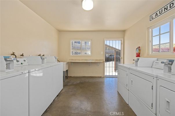 Interior, Washer