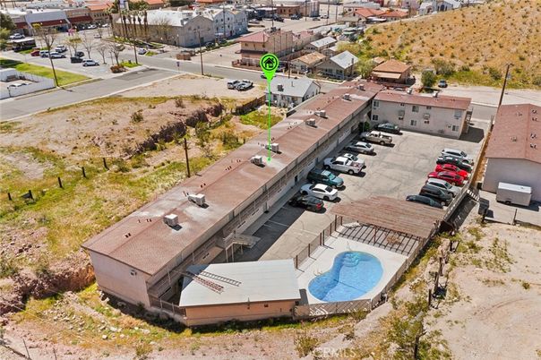 Exterior, Drone