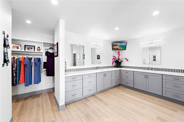 Bathroom, Dual Sink Vanities, Interior, Recessed Lighting, Wood Texture Flooring