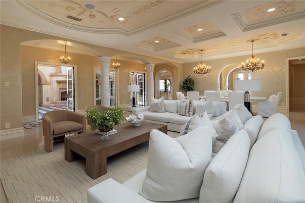 Chandelier, Dining room, Interior, Living room, Recessed Lighting