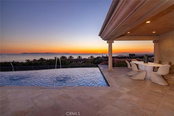 Exterior, Pool, Water