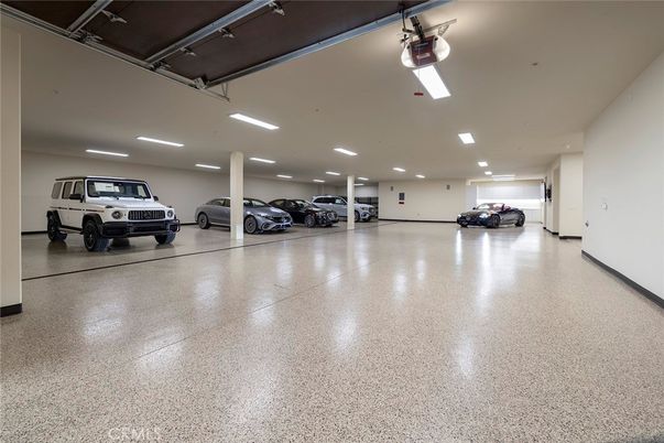 Garage, Interior, Recessed Lighting
