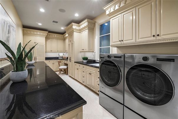 Interior, Recessed Lighting, Washer