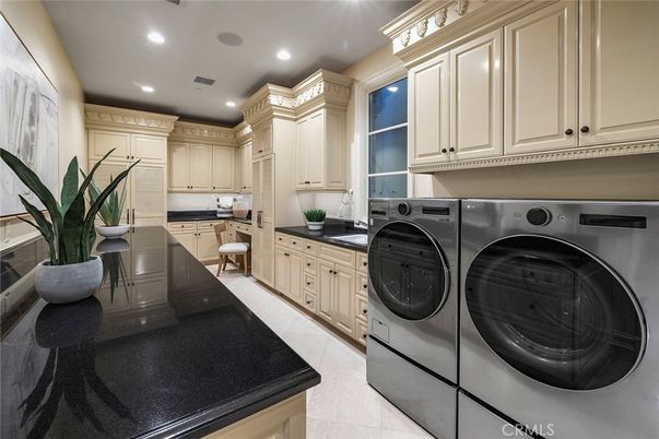 Interior, Recessed Lighting, Washer
