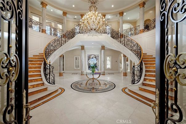 Chandelier, Interior, Recessed Lighting