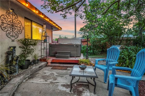 Exterior, Hot Tub