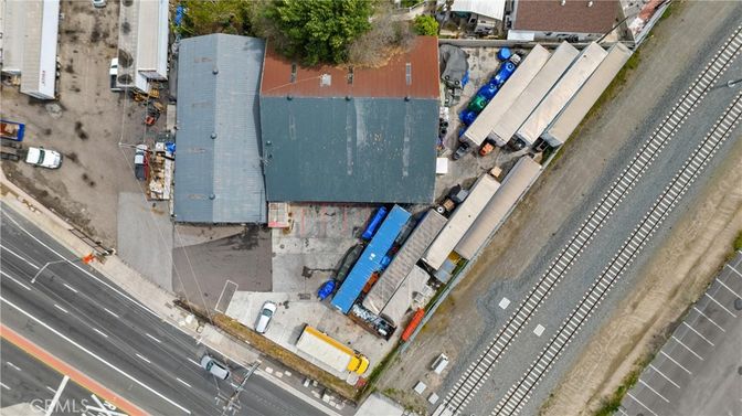 Exterior, Drone
