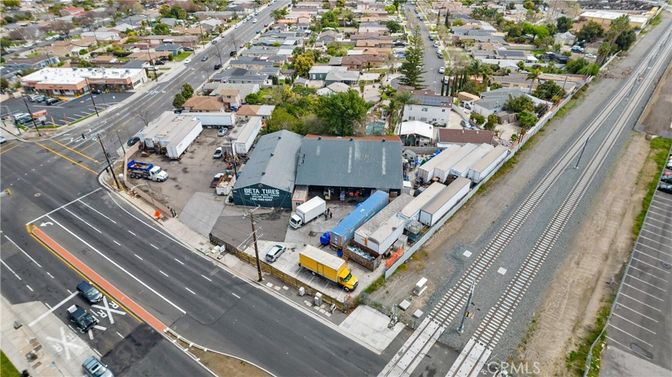 Exterior, Drone