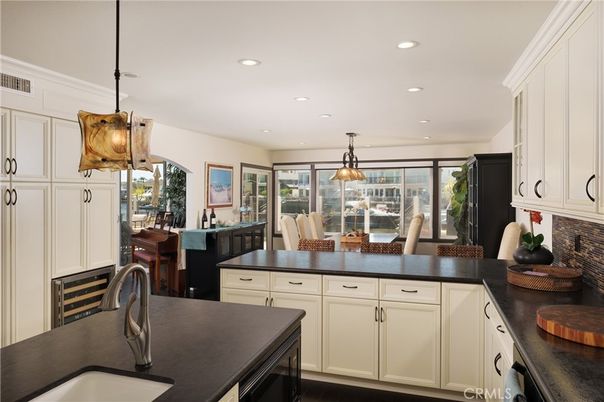 Dining room, Interior, Kitchen, Pendant Lights, Recessed Lighting