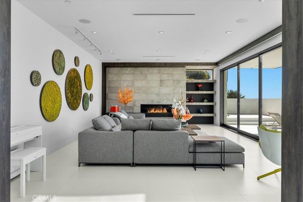 Fireplace, Interior, Living room, Recessed Lighting
