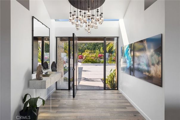 Interior, Pendant Lights, Wood Texture Flooring