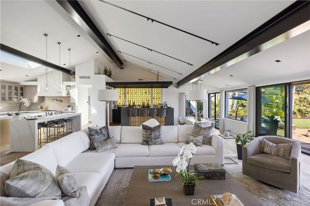 Dining room, Interior, Kitchen, Living room, Pendant Lights, Recessed Lighting, Wood Texture Flooring