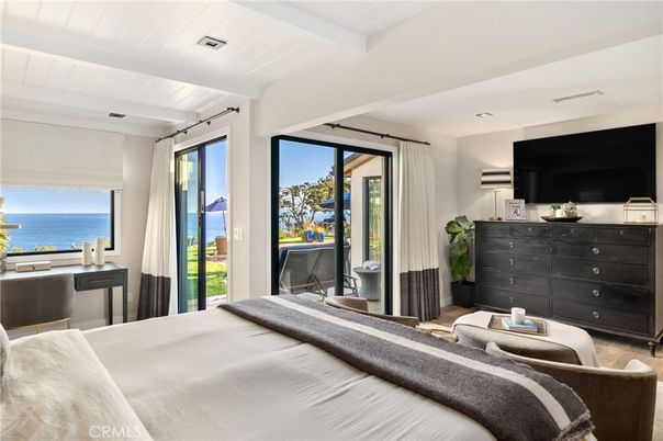 Bedroom, Interior, Recessed Lighting, Water, Wood Texture Flooring
