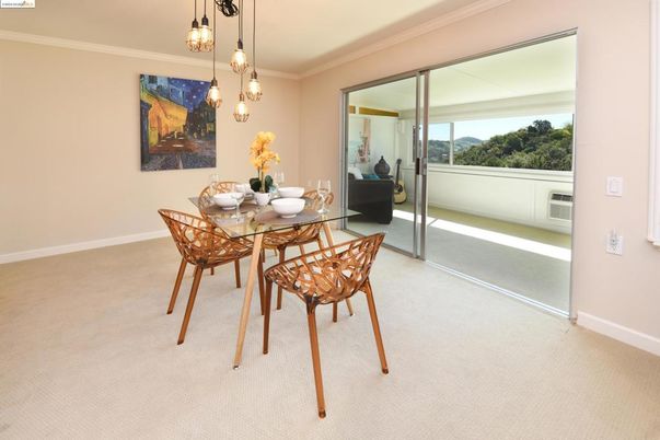 Dining room, Interior, Pendant Lights